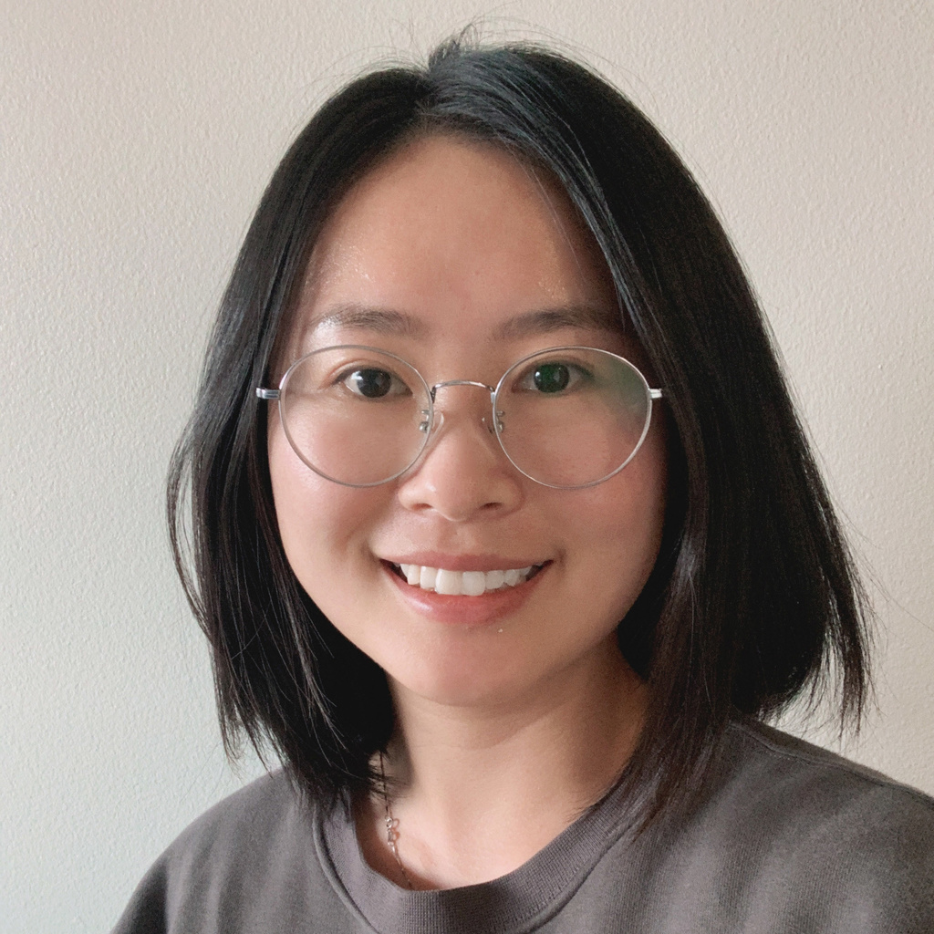 Photo of Yan Chen